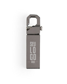 Fechadura metálica de segurança com um Pen Drive Gancho de 8GB, símbolo de proteção e privacidade de dados.